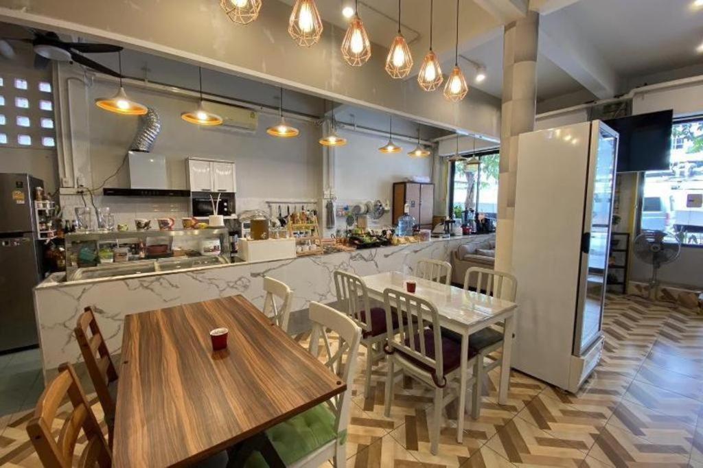 Oyo 480 Lemon Siam Hostel Bangkok Zewnętrze zdjęcie